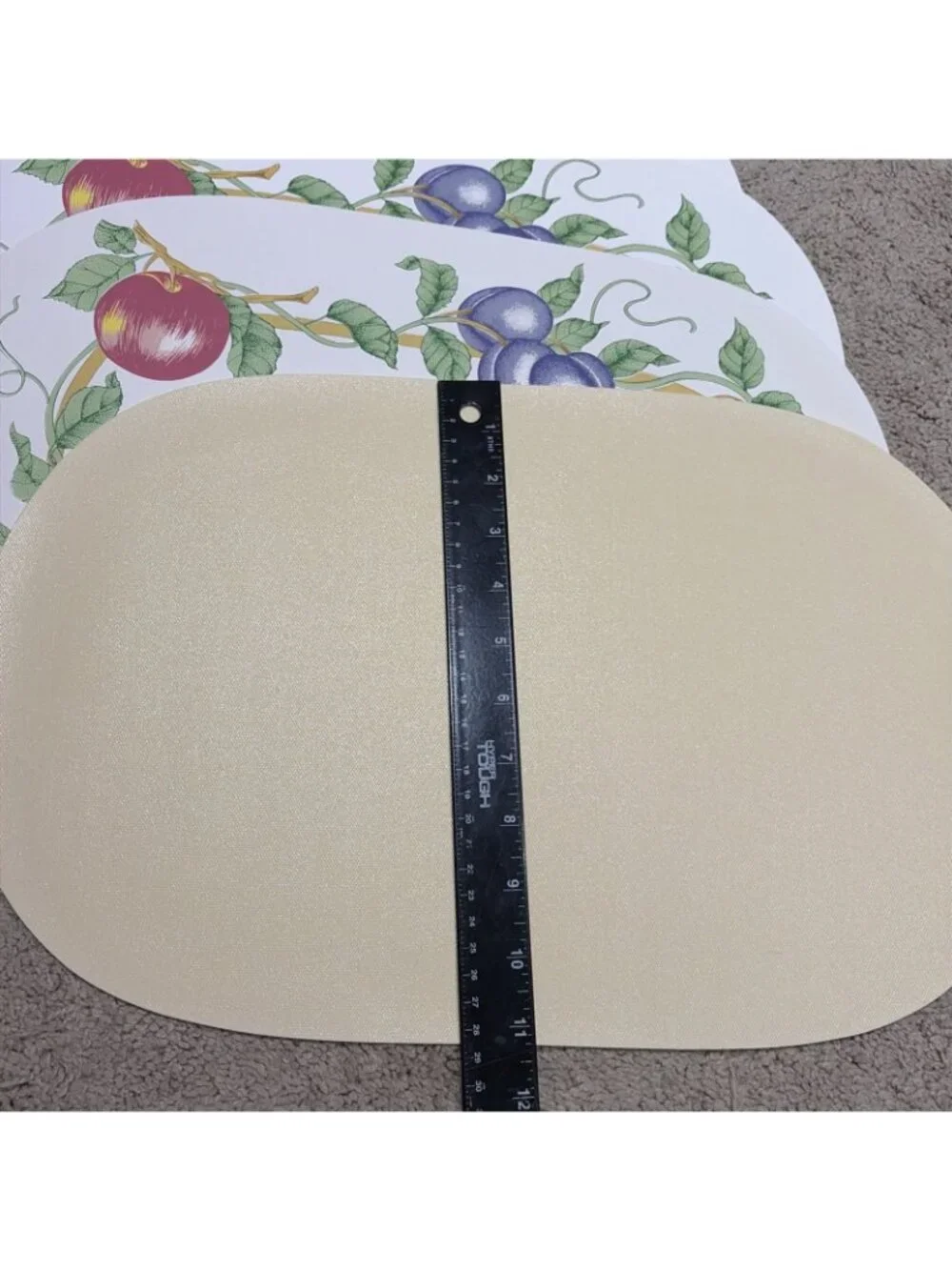 VTG Fruit Abundance Vinyl Placemats Oval 17.5X11